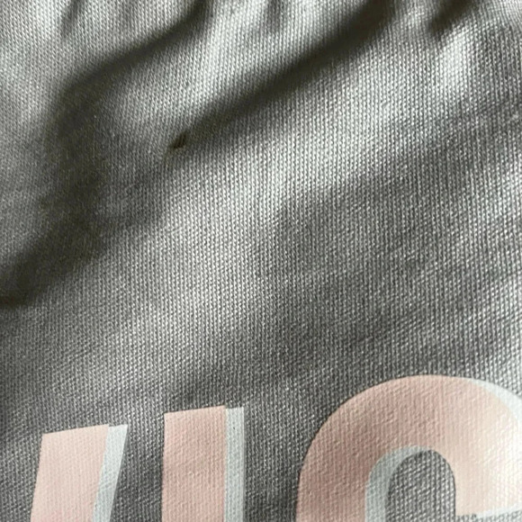 Victoria’s Secret bag - Picture 2 of 4